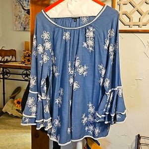 Beautiful Denim bell sleeve shirt